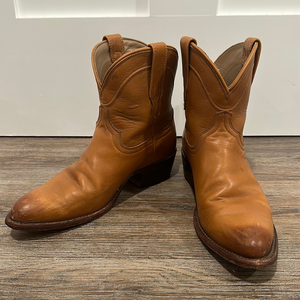 Tecovas Penny boots, Desert Calf, 8 EUC